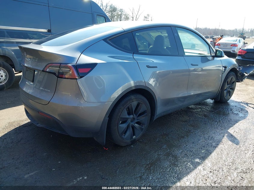 2024 Tesla Model Y Long Range Dual Motor All-Wheel Drive