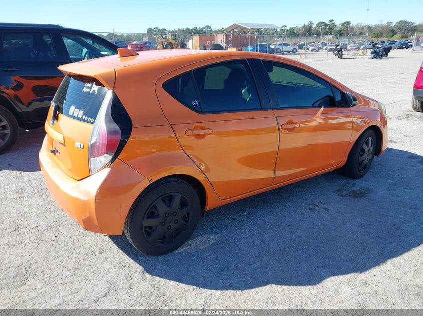 2015 Toyota Prius C One