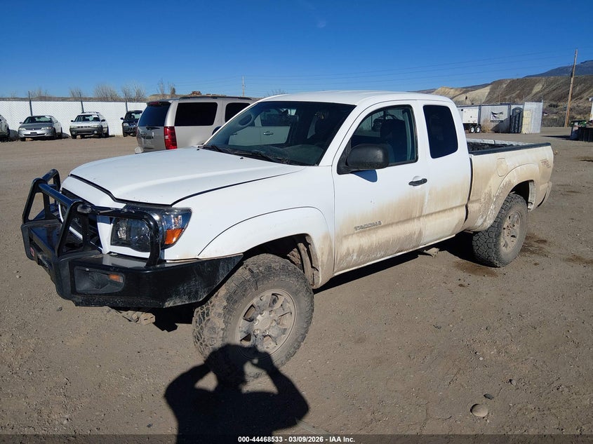 2005 Toyota Tacoma Base V6