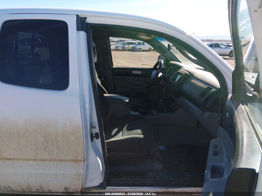 2005 Toyota Tacoma Base V6