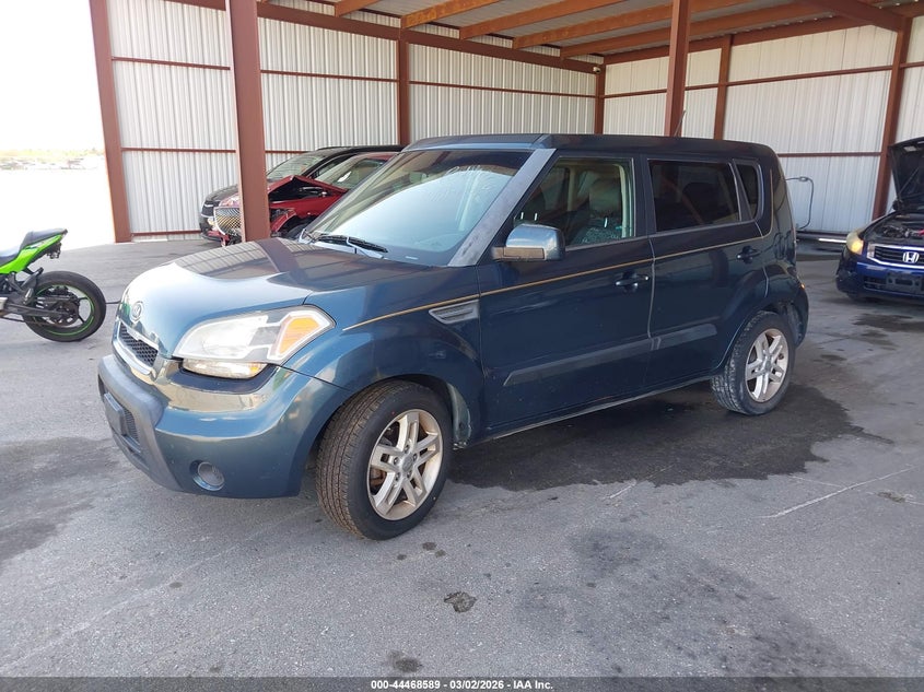 2011 Kia Soul +