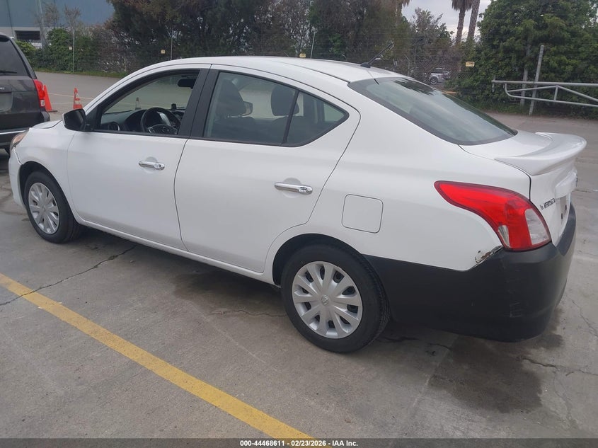 2016 Nissan Versa 1.6 Sv