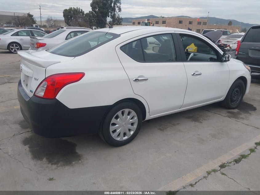 2016 Nissan Versa 1.6 Sv