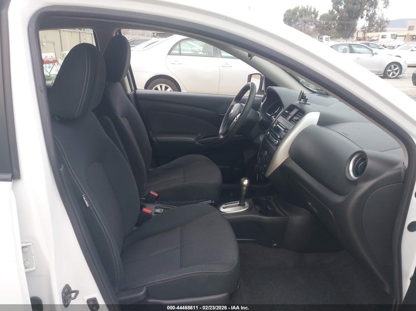 2016 Nissan Versa 1.6 Sv