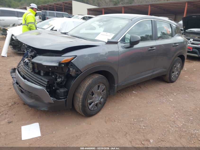 2025 Nissan Kicks S Fwd