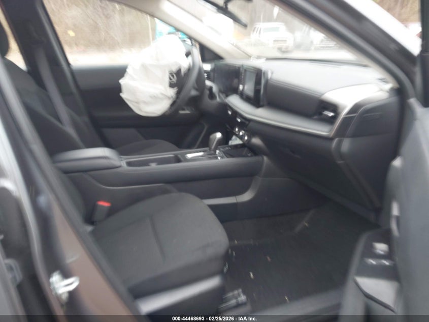 2025 Nissan Kicks S Fwd