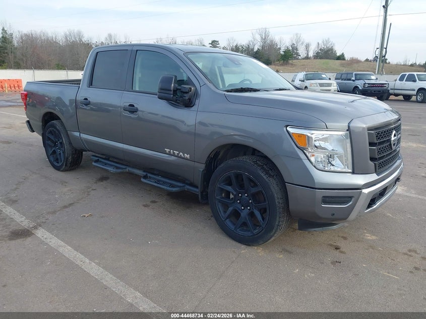 2022 Nissan Titan Sv 4X4