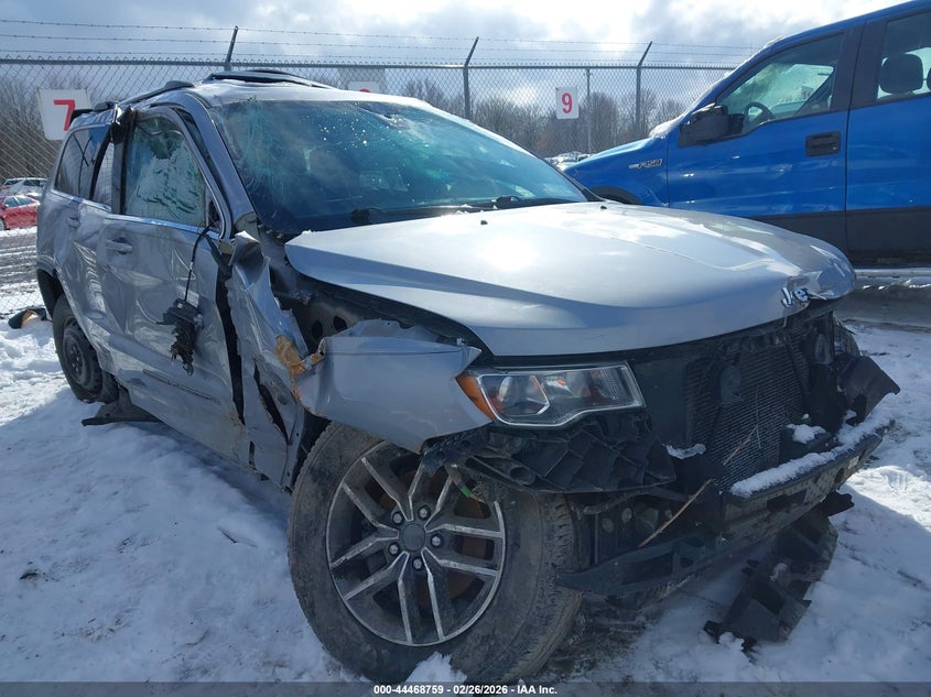 2020 Jeep Grand Cherokee Laredo E 4X4