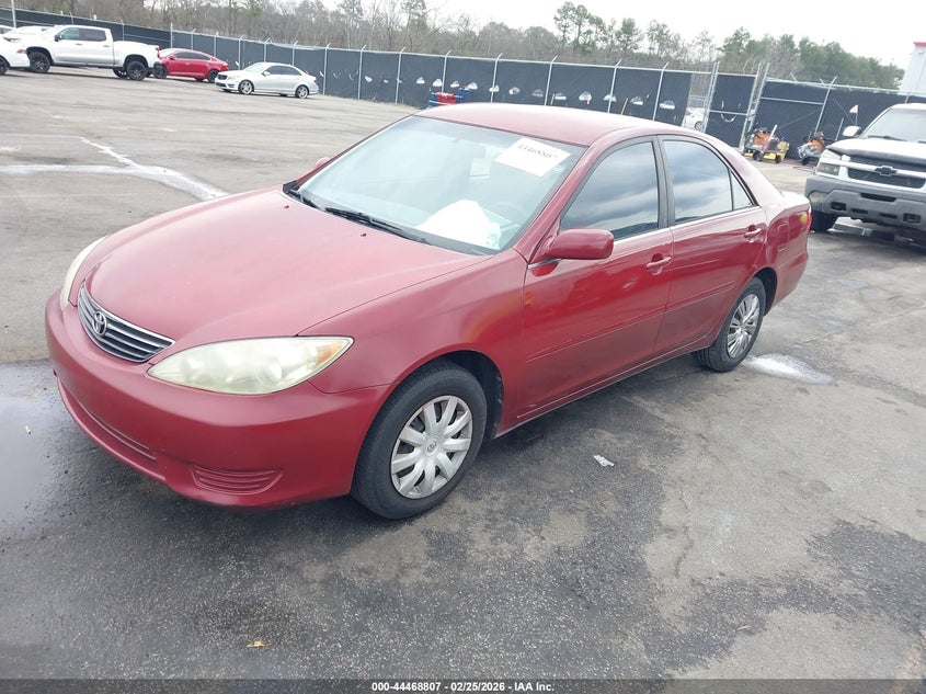 2005 Toyota Camry Le