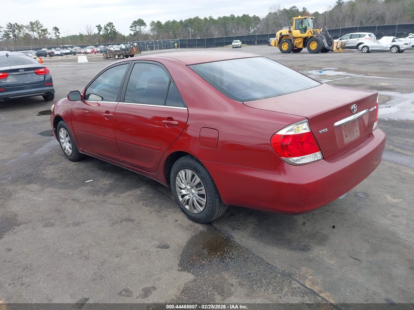 2005 Toyota Camry Le