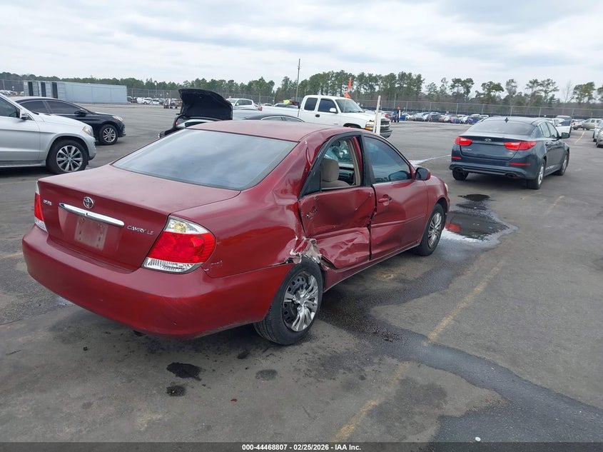 2005 Toyota Camry Le