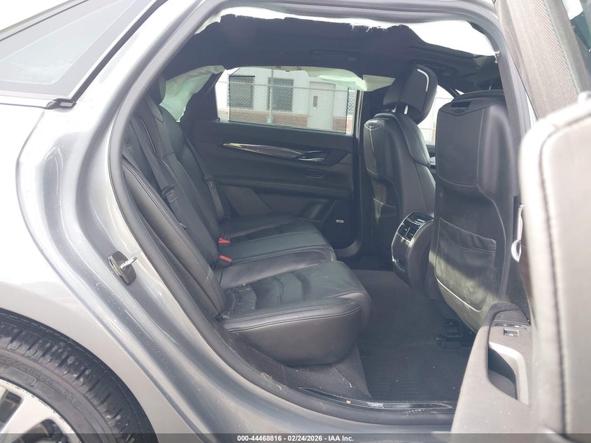 2018 Cadillac Ct6 Platinum VIN: 1G6KP5R65JU122617 Lot: 44468816