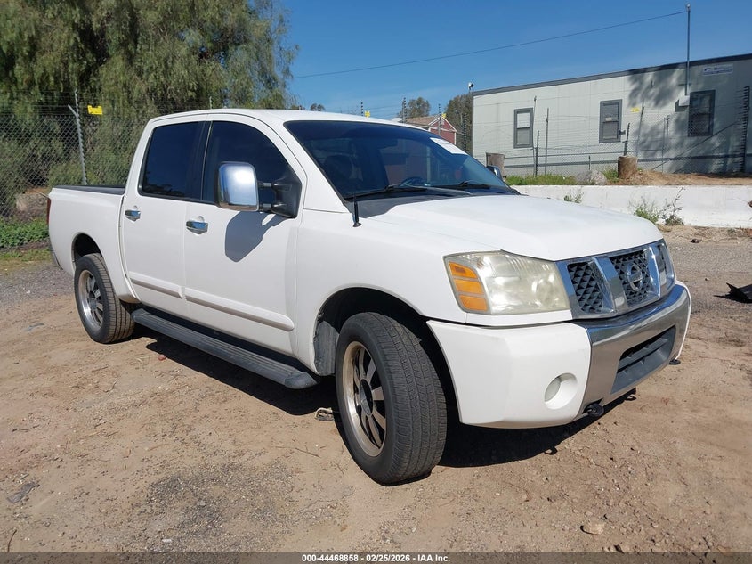 2005 Nissan Titan Se