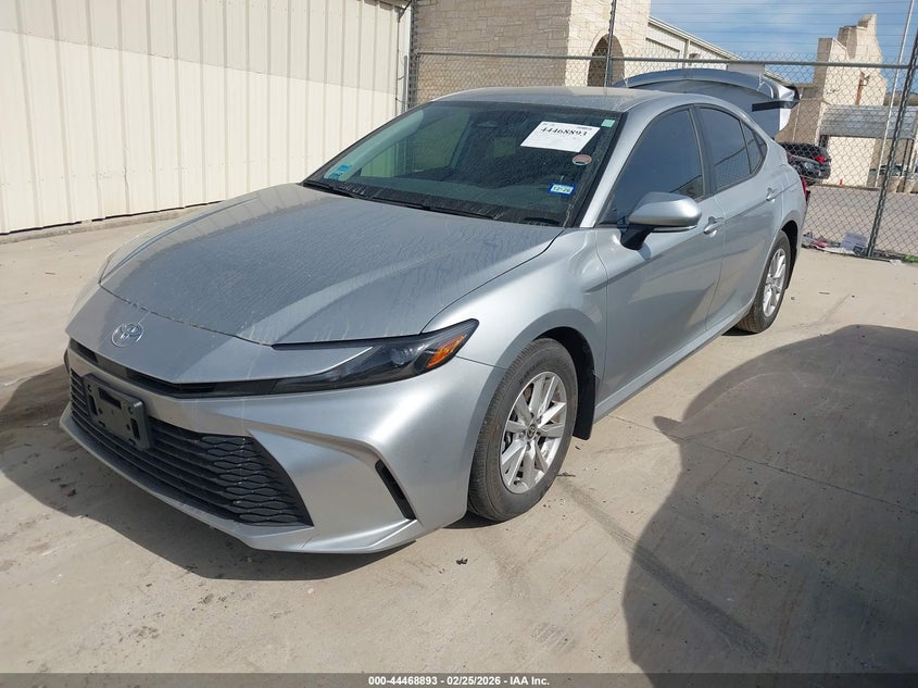 2025 Toyota Camry Le