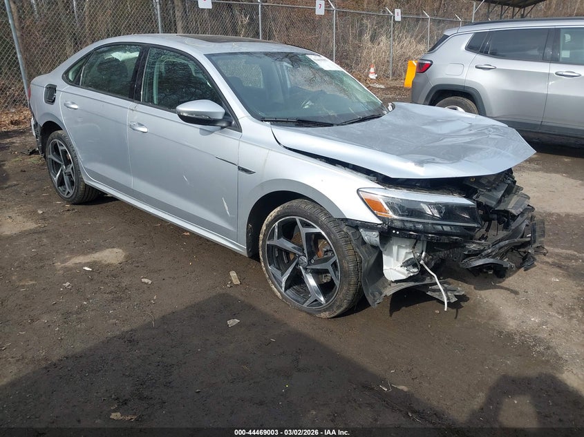 2020 Volkswagen Passat 2.0T R-Line