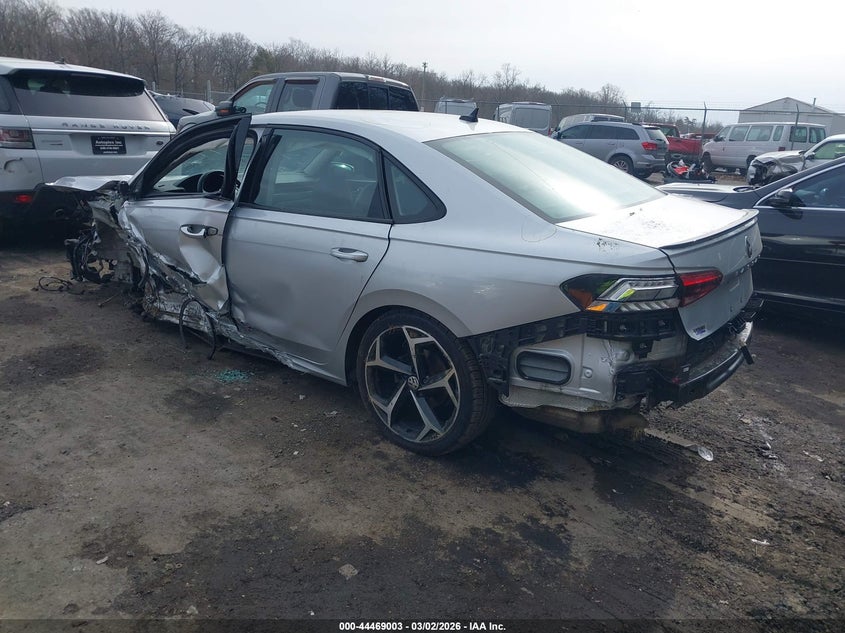 2020 Volkswagen Passat 2.0T R-Line