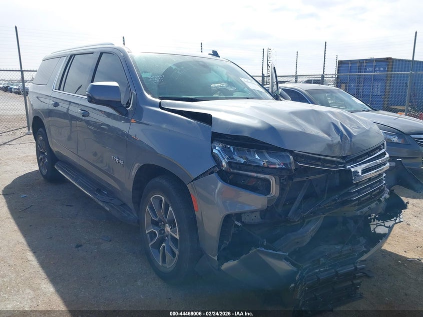 2022 Chevrolet Suburban 4Wd Lt