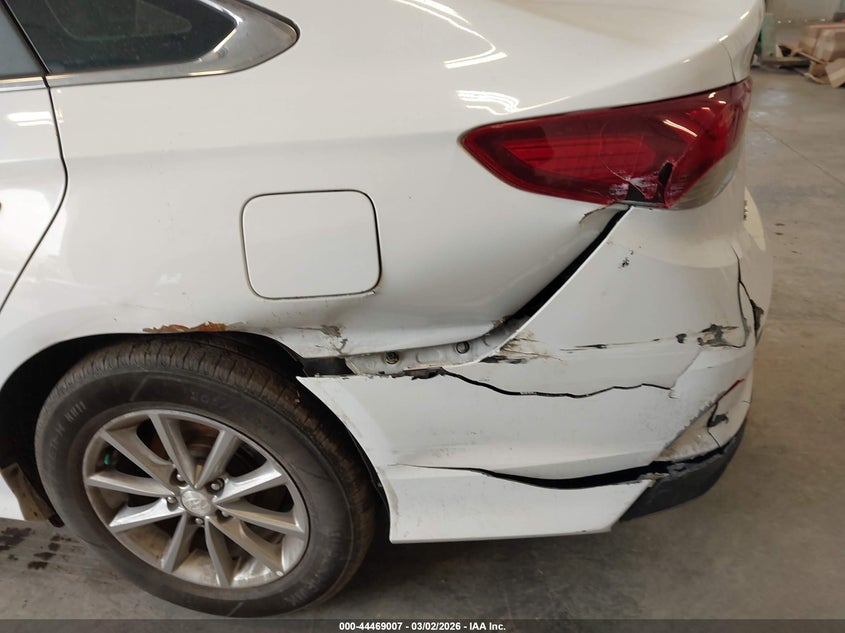 VIN 5NPE24AF5JH622527 2018 HYUNDAI SONATA SE