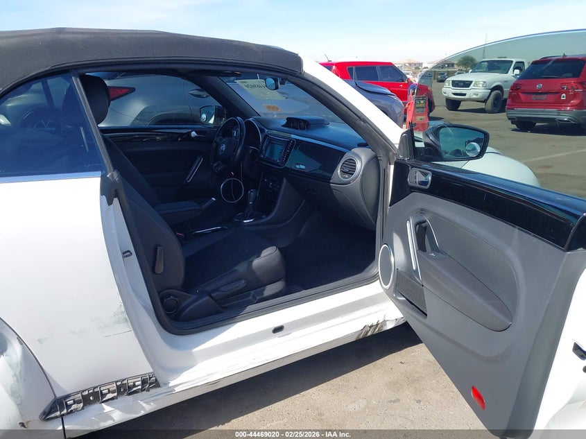 2013 Volkswagen Beetle 2.0T