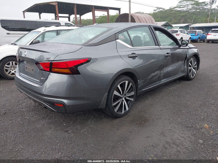 2022 Nissan Altima Sr Intelligent Awd