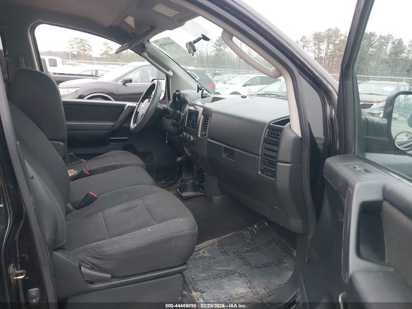 2009 Nissan Titan Xe