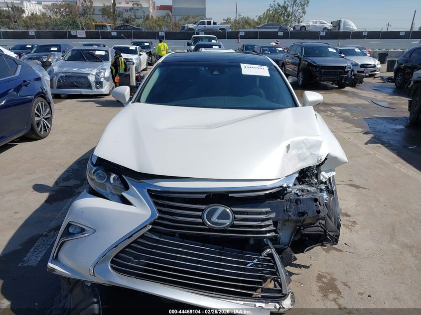 2017 Lexus ES 3.5 Es 350 white Lot 111044469104 Vin 58ABK1GG4HU072369