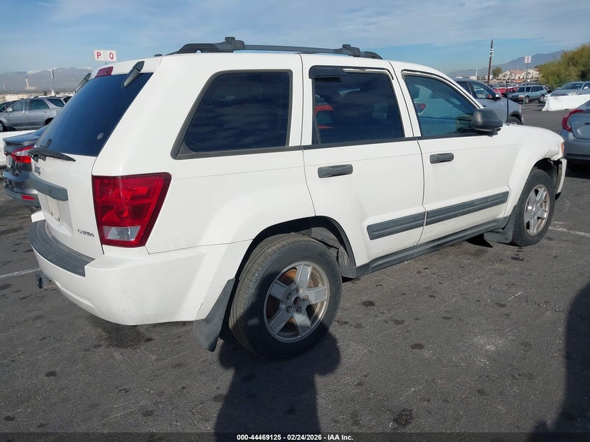 2005 Jeep Grand Cherokee Laredo