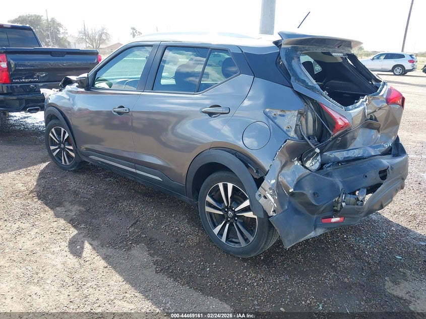 2020 Nissan Kicks Sr Xtronic Cvt