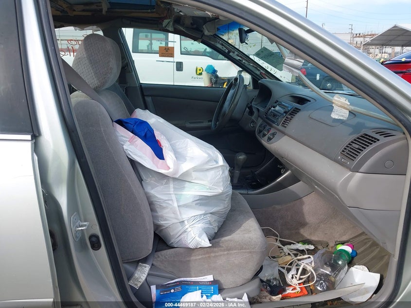 2003 Toyota Camry Le
