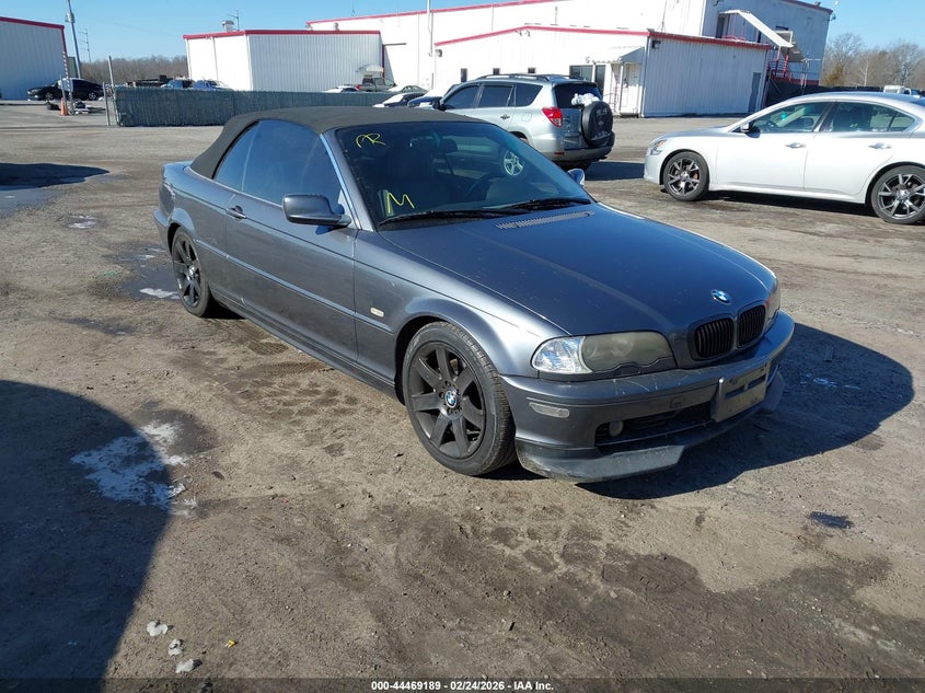 2002 BMW 325Ci