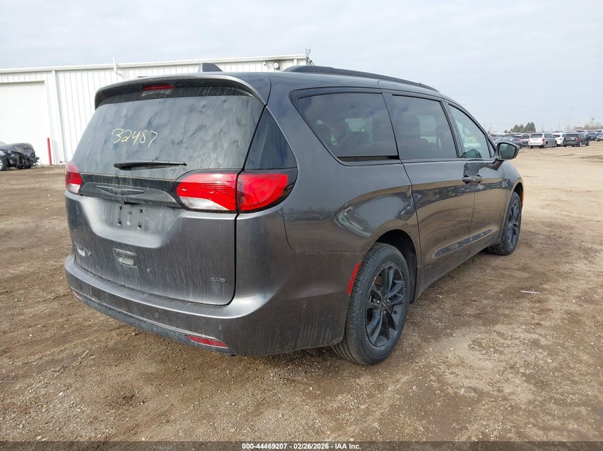 2020 Chrysler Pacifica Awd Launch Edition