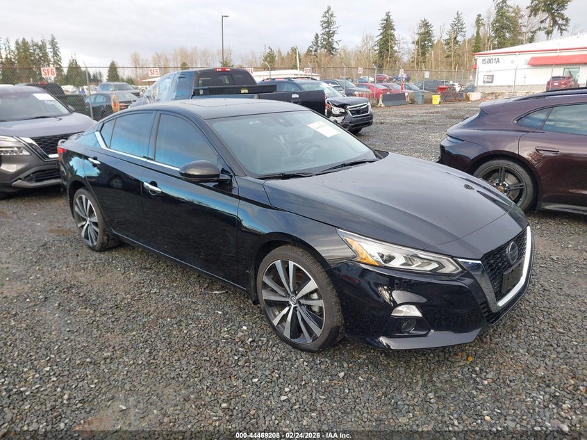 2022 Nissan Altima Platinum Intelligent Awd