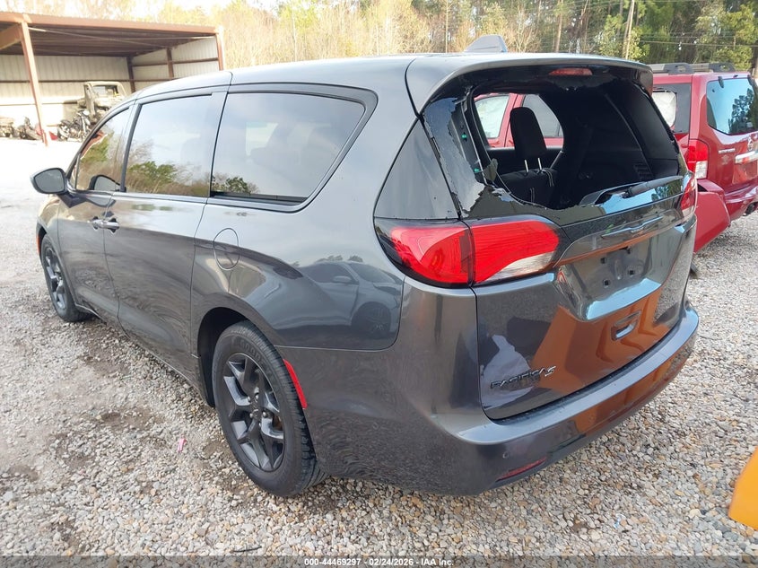 2019 Chrysler Pacifica Touring Plus