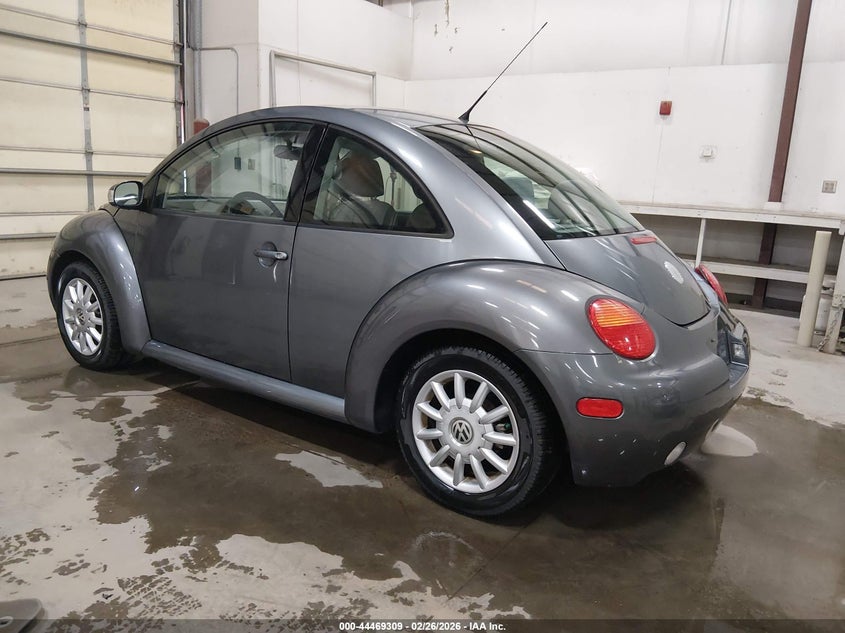 2004 Volkswagen New Beetle Gls 2.0L