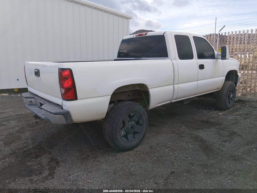 2004 Chevrolet Silverado 1500 Work Truck