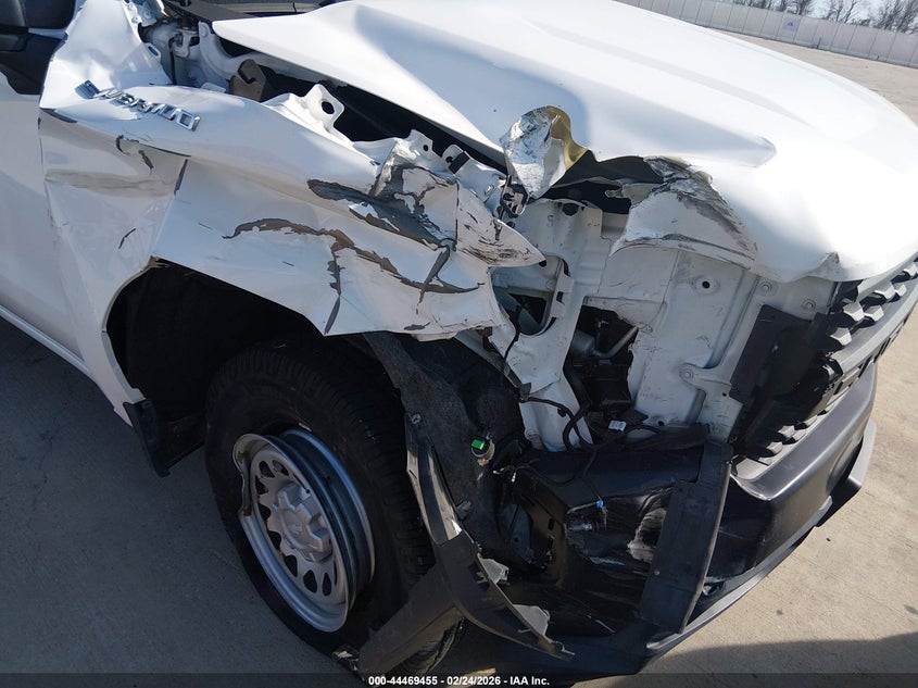 2020 CHEVROLET SILVERADO 1500 auction photo 6
