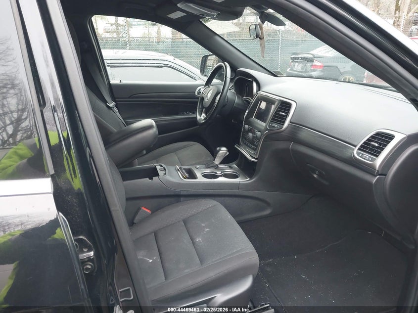 2020 Jeep Grand Cherokee Laredo E 4X4