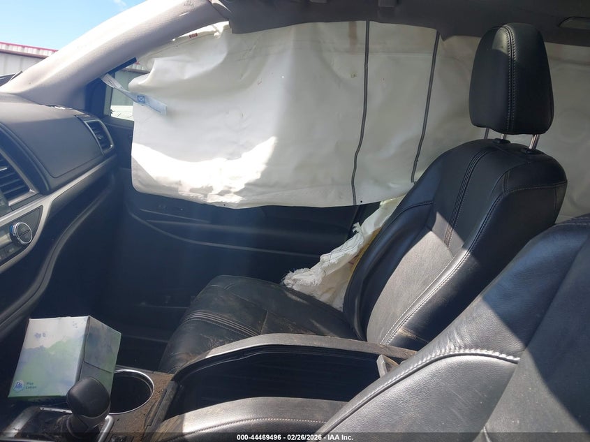 2017 Toyota Highlander Se