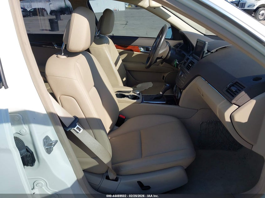 2011 Mercedes-Benz C 300 Sport