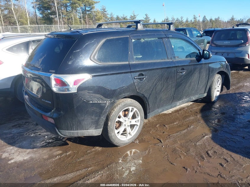 2014 Mitsubishi Outlander Se