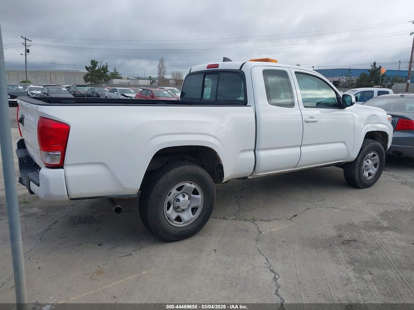 2017 Toyota Tacoma Sr