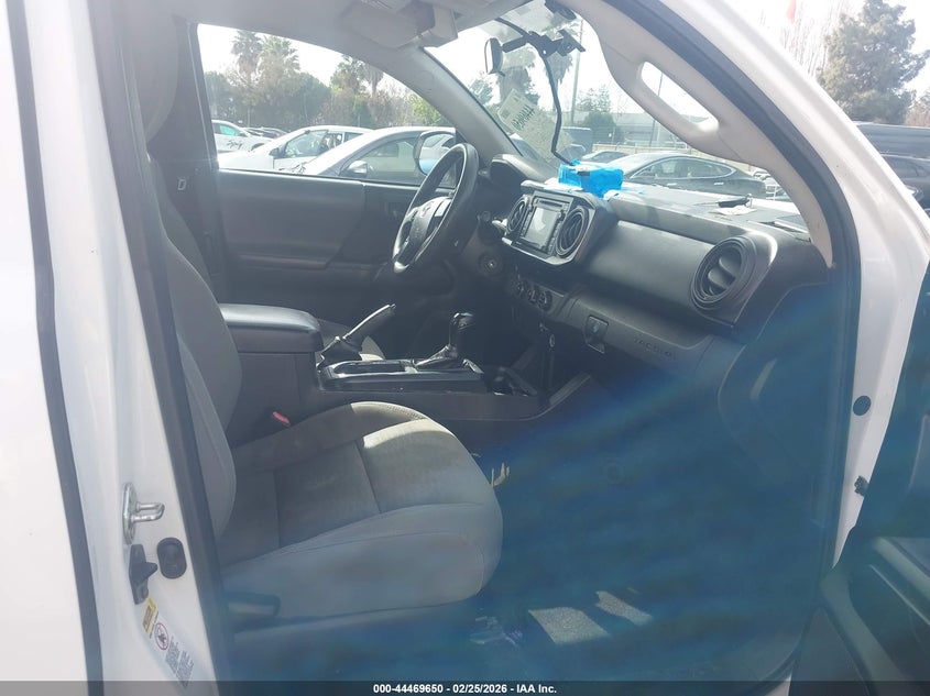 2017 Toyota Tacoma Sr