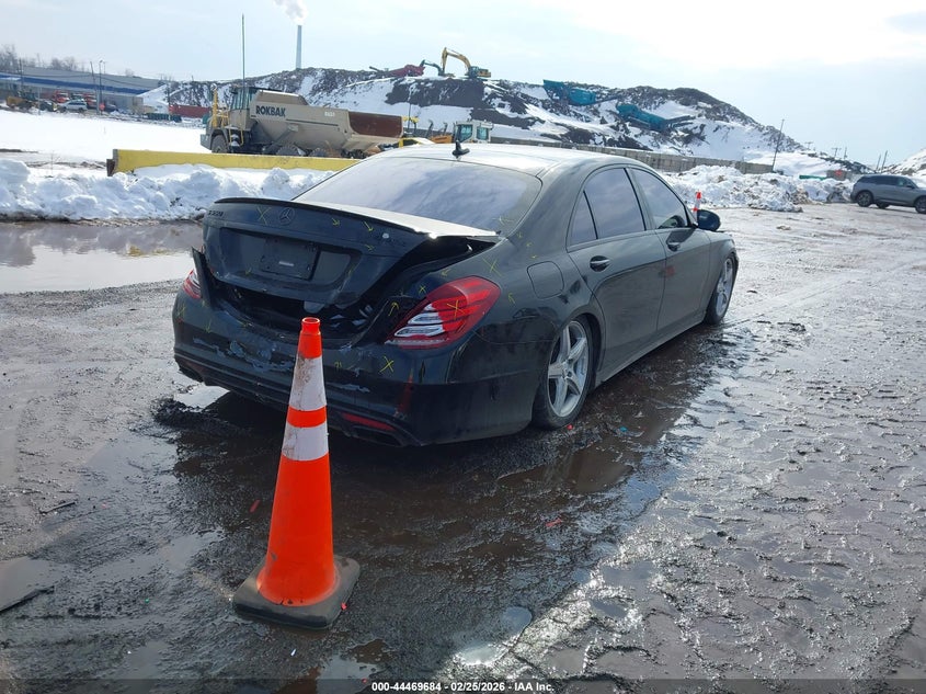 2015 Mercedes-Benz S 550 4Matic