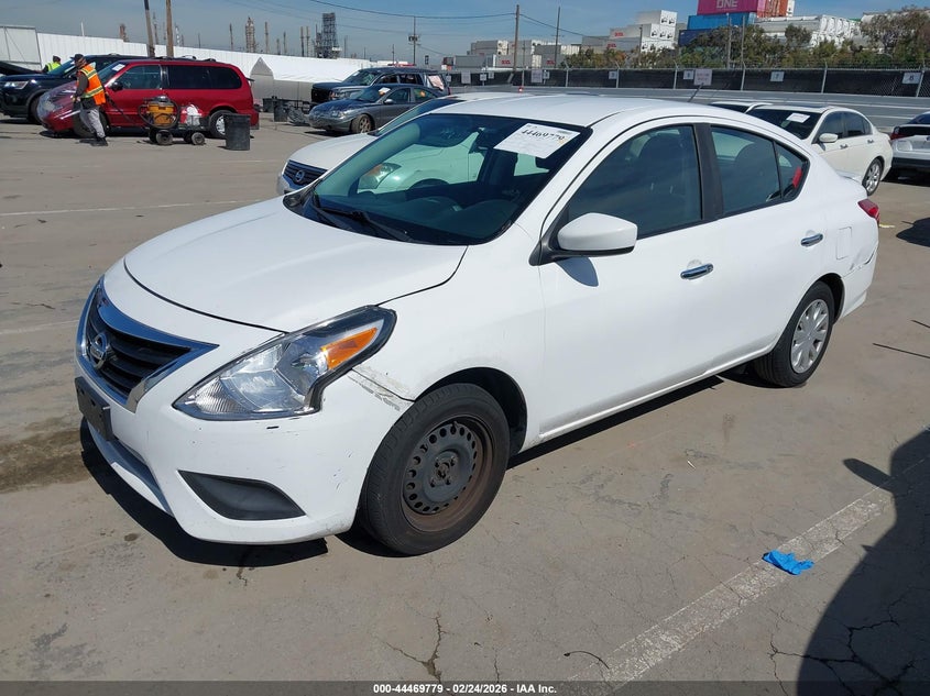 2018 Nissan Versa 1.6 Sv