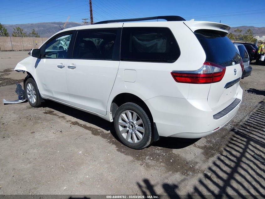 2017 Toyota Sienna Limited Premium 7 Passenger