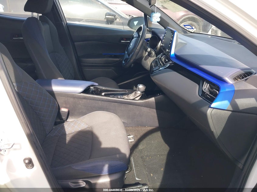 2021 Toyota C-Hr Xle