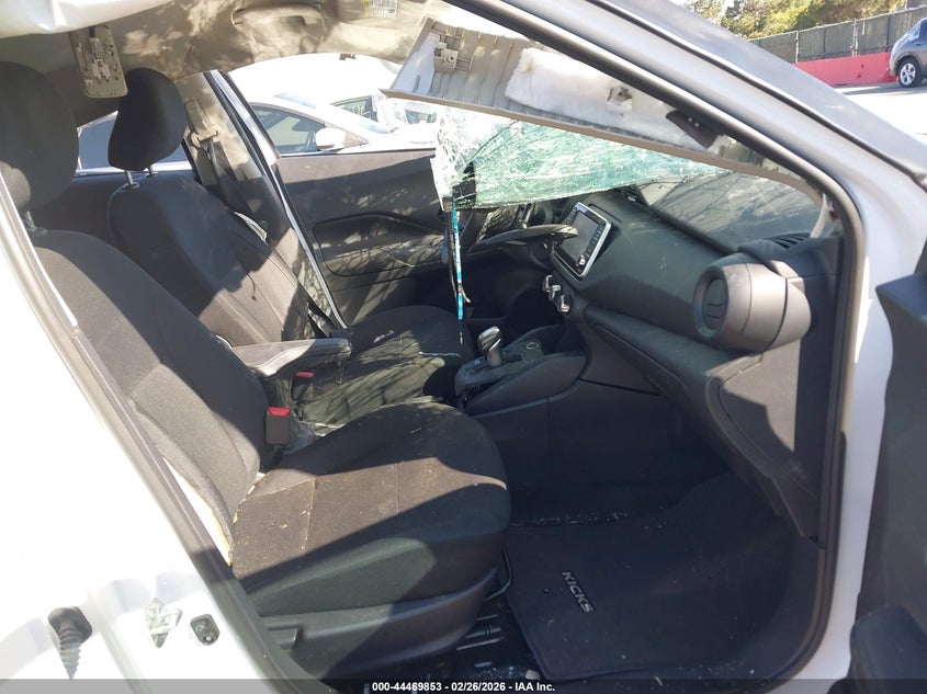 2024 Nissan Kicks S Xtronic Cvt