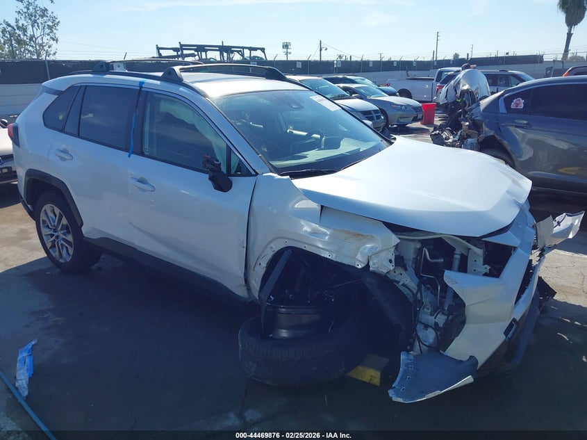 2023 Toyota Rav4 Xle Premium