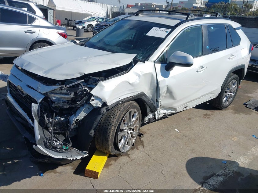 2023 Toyota Rav4 Xle Premium