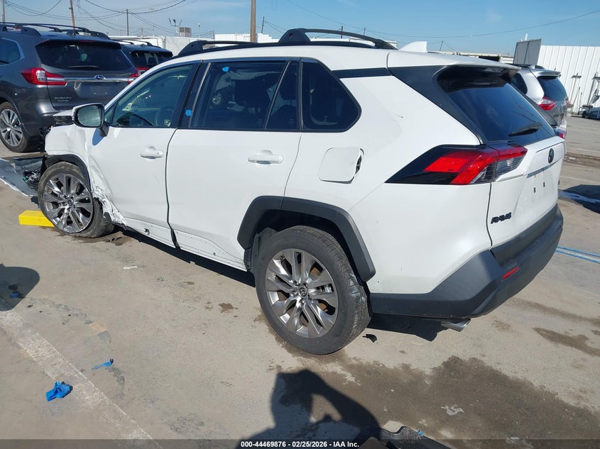 2023 Toyota Rav4 Xle Premium
